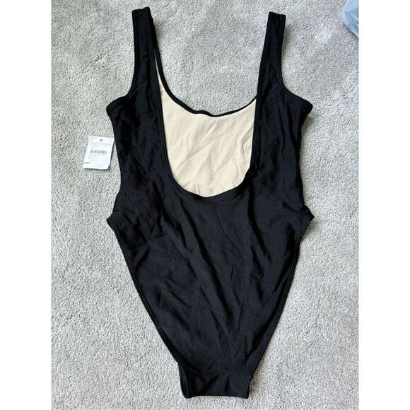 NWT Private Party SLAY swimsuit, $98 M/L A9 - Picture 6 of 7